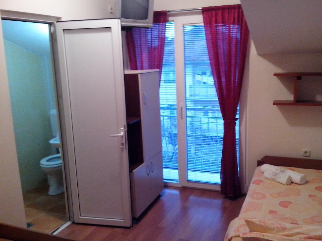 Mitko'S Guest House أوهغيد الغرفة الصورة