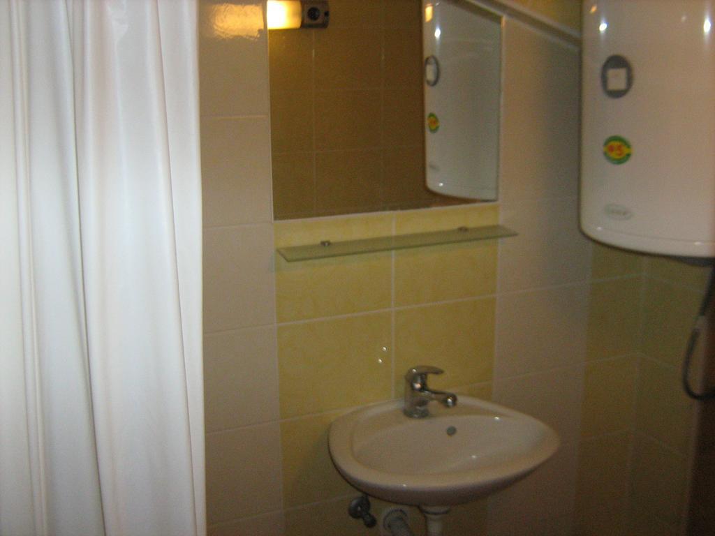 Mitko'S Guest House أوهغيد الغرفة الصورة